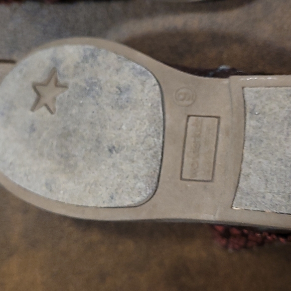 Brown Boots girls size 9 - Picture 3 of 3